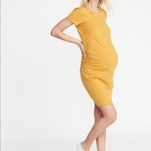 Old Navy yellow polka dot maternity T-shirt dress